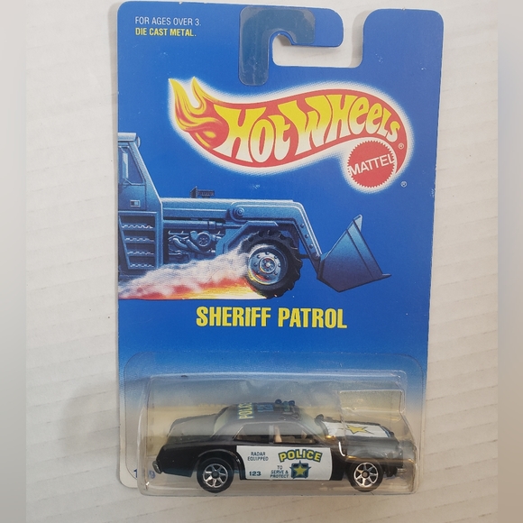 Hot Wheels Sheriff Patrol, Propper Chopper, Police Cruiser, Fire-Eater Qty 4 - Picture 4 of 9